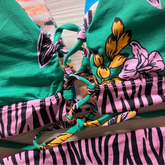 RARE Maaji 💚 Reversible Animal Print Floral 4-Way Top | High Rise Bikini Bottom - Picture 11 of 16